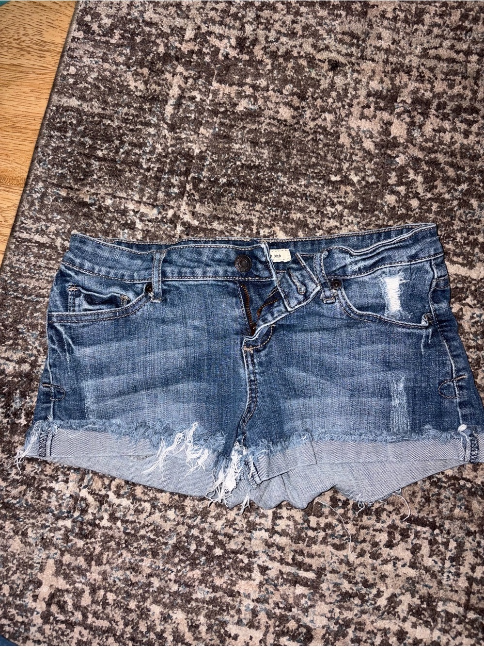 Forever 21 Distressed Denim Shorts — Size 26, Frayed Hem